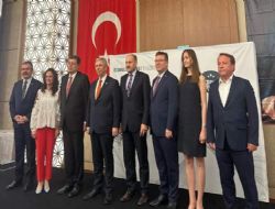 Bakan Murat Orhan Tarihi Kentler Birlii Encmen yesi seildi